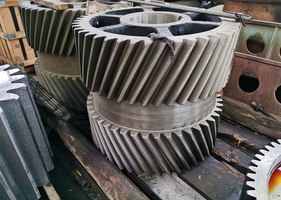 Gear Heliks Ganda yang Disesuaikan dengan 35 Gigi dan Sudut Tekanan 20° untuk Aplikasi Tugas Berat
