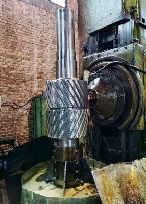 SAE 4340 Steel DP 1.5 24T Double Helical Gears Shaft Untuk Aplikasi Tugas Berat