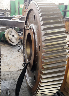 8 Modul Transmisi Helical Tooth Gear 40XMA 42CrMo Untuk Peredam Kecepatan Industri