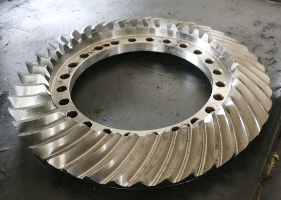 10 Modul Gleason Bevel Gear Grinding Transmisi Gear Shaft