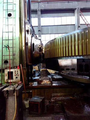AISI 4340 Girth Gear dan Pinion Ukuran Besar Untuk Ketahanan dan Efisiensi