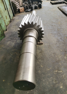 Gigi Transmisi DIN 17CrNiMo6 Baja Tempa Helical Gear Driven Shaft