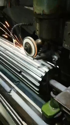 Spline Gear Shaft untuk Mesin Berat Customized Alloy 20CrMnTi Steel Spline