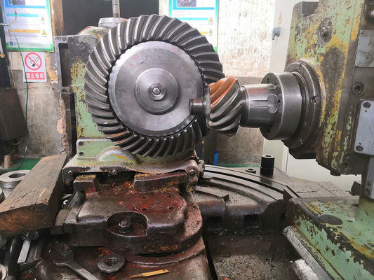 17CrNiMo6 Alloy Steel Spiral Conical Gear Mengukur Pekerjaan Untuk Metro Applicaiton