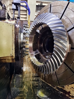 HRC58 35° Helix Conical Gear 0.2mm Dengan Perlakuan Panas Karburasi
