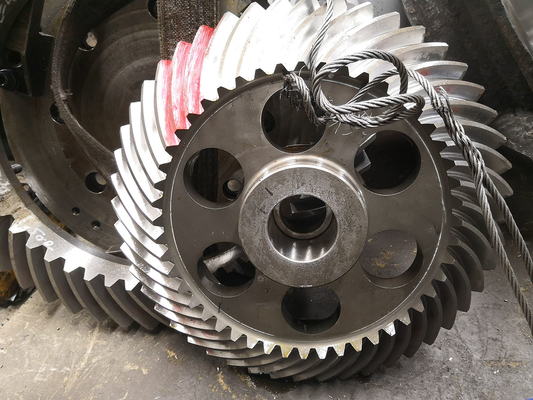 Gear Bevel Spiral untuk Aplikasi Kecepatan Tinggi dan Tekanan Tinggi dengan AGMA 10-11 Grade