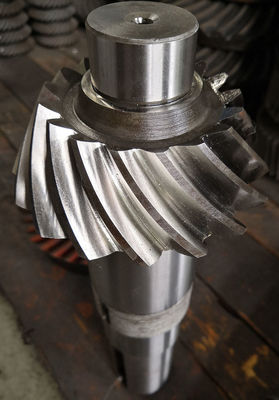 Penggilingan Spiral Bevel Gear Power Skiving dengan Sudut Helix 35° Untuk Pemesinan Suku Cadang Presisi